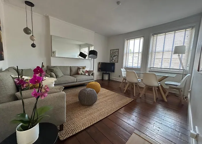 West Kensington 2Bed Flat